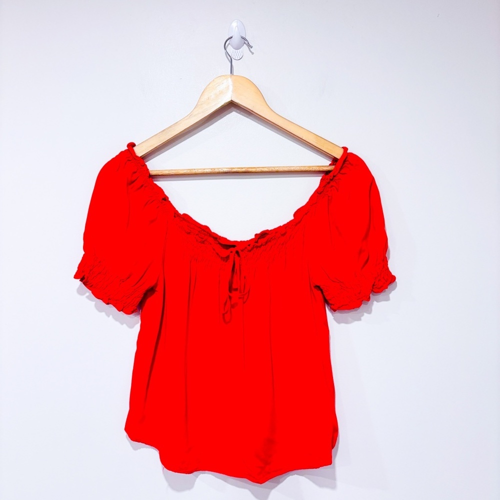 ACTIVE USA – Red ruffle off-shoulder‎ peasant blouse | Small *